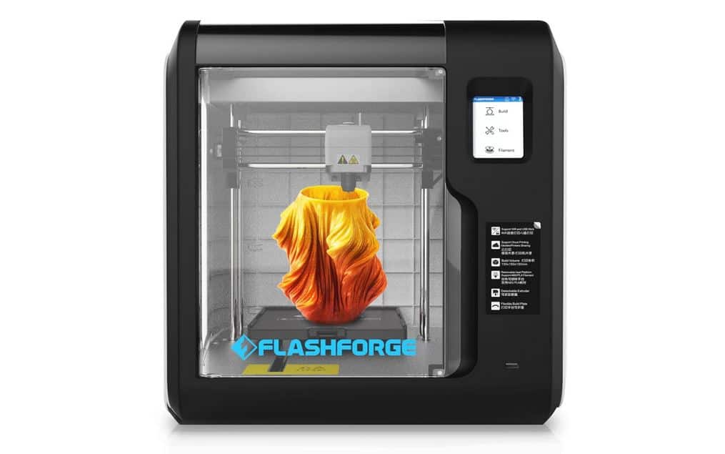 Stampante 3D FLASHFORGE: Versatile e Affidabile per Progetti Domestici e di Piccoli Uffici